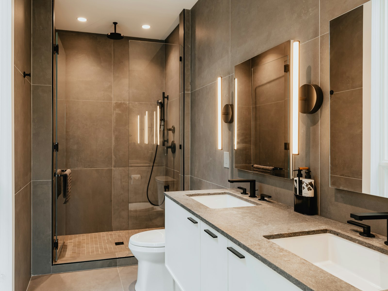 Proyek Griya Kamar Mandi